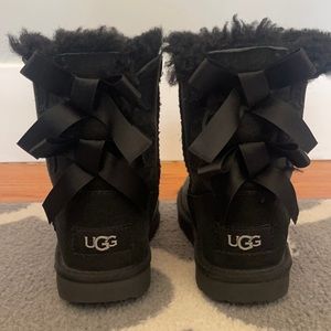 UGG | Bailey Bow II Genuine Shearling Boot